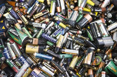 Ny rapport om indsamling af farligt affald, WEEE og batterier