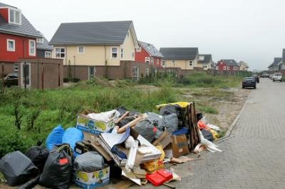 Farligt affald i affaldsstrømmene fra husholdninger